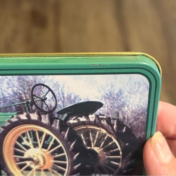 Vintage John Deere Collector Pocketknife Set with Tin Case Used as Display Only - Picture 8 of 9